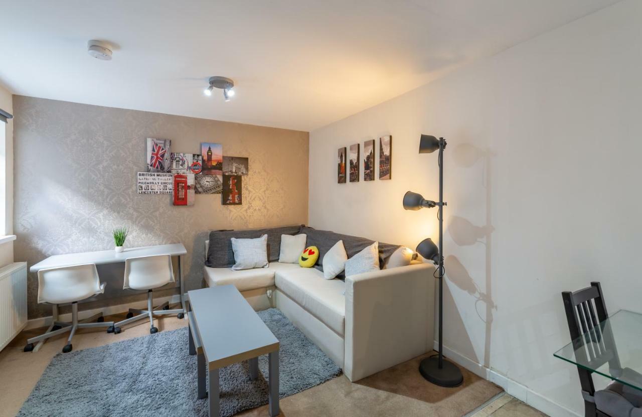 3 Bedroom Apartment Newcastle City Centre Екстериор снимка