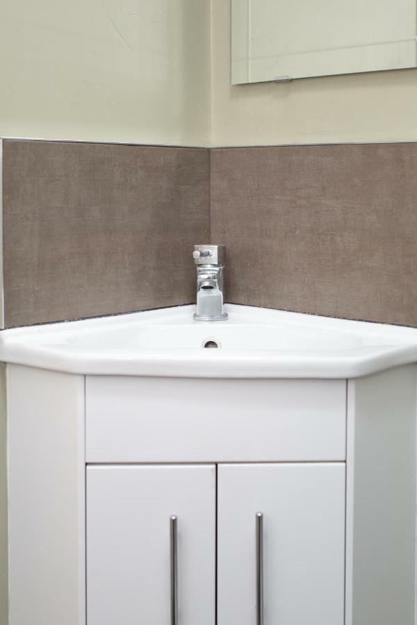 3 Bedroom Apartment Newcastle City Centre Екстериор снимка