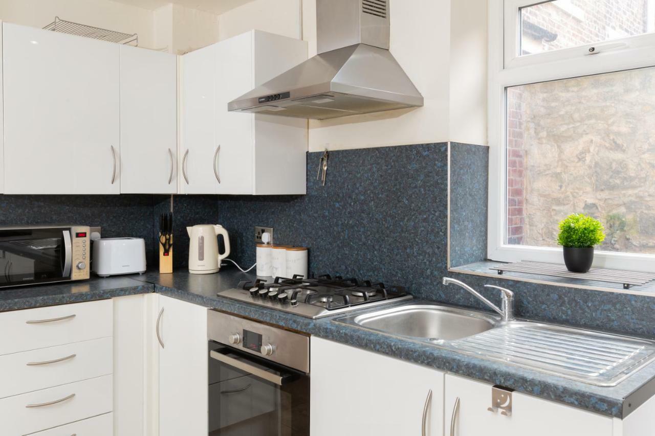 3 Bedroom Apartment Newcastle City Centre Екстериор снимка