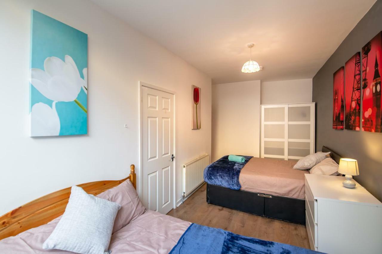 3 Bedroom Apartment Newcastle City Centre Екстериор снимка